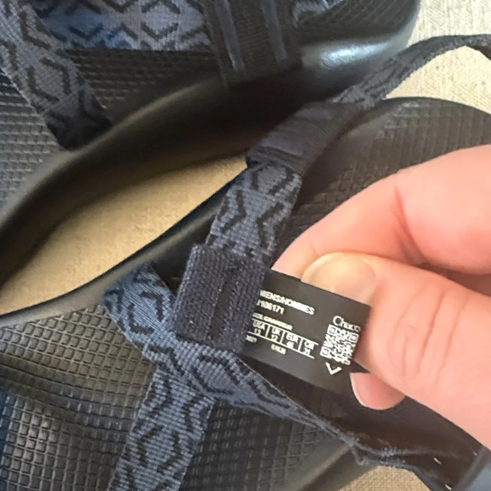 Chaco Men’s Z2 Classic Adjustable Strap Sandals Navy Blue Black Size 13